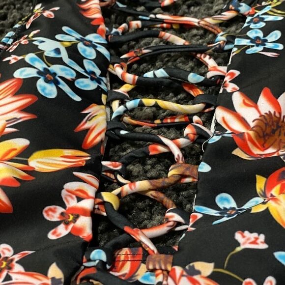 Cutout One Piece Black Floral lace up swimsuit Size Medium - Picture 4 of 6